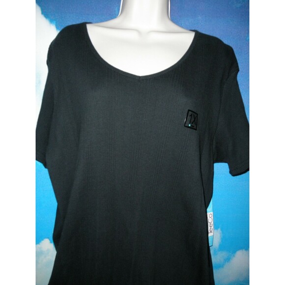 NEW by TEECO, BLACK, SHIRT, TOP, V-NECK, PLUS SIZE 1X, SHORT SLEEVE, KNIT - Picture 2 of 7